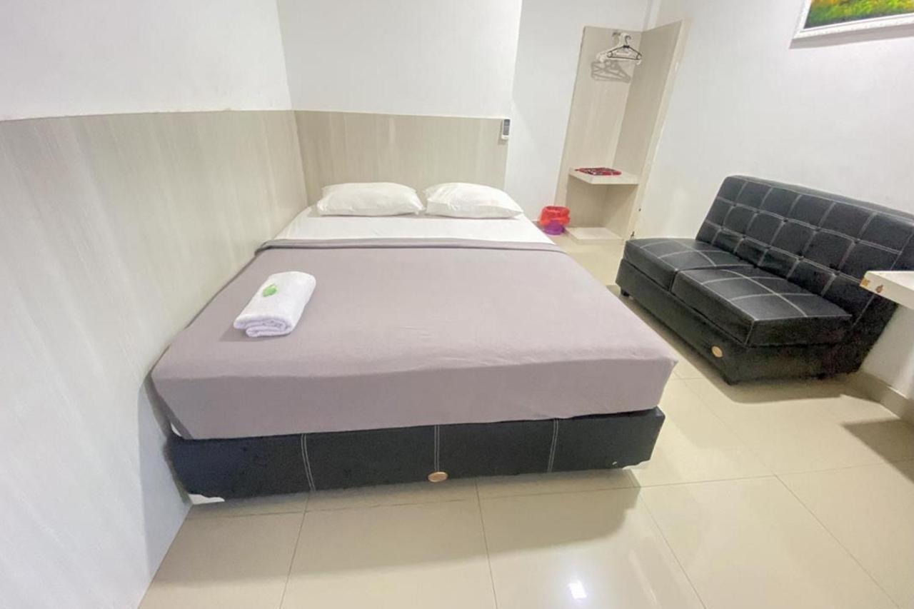 Hotel Giga Sidrap Rappang Exterior foto